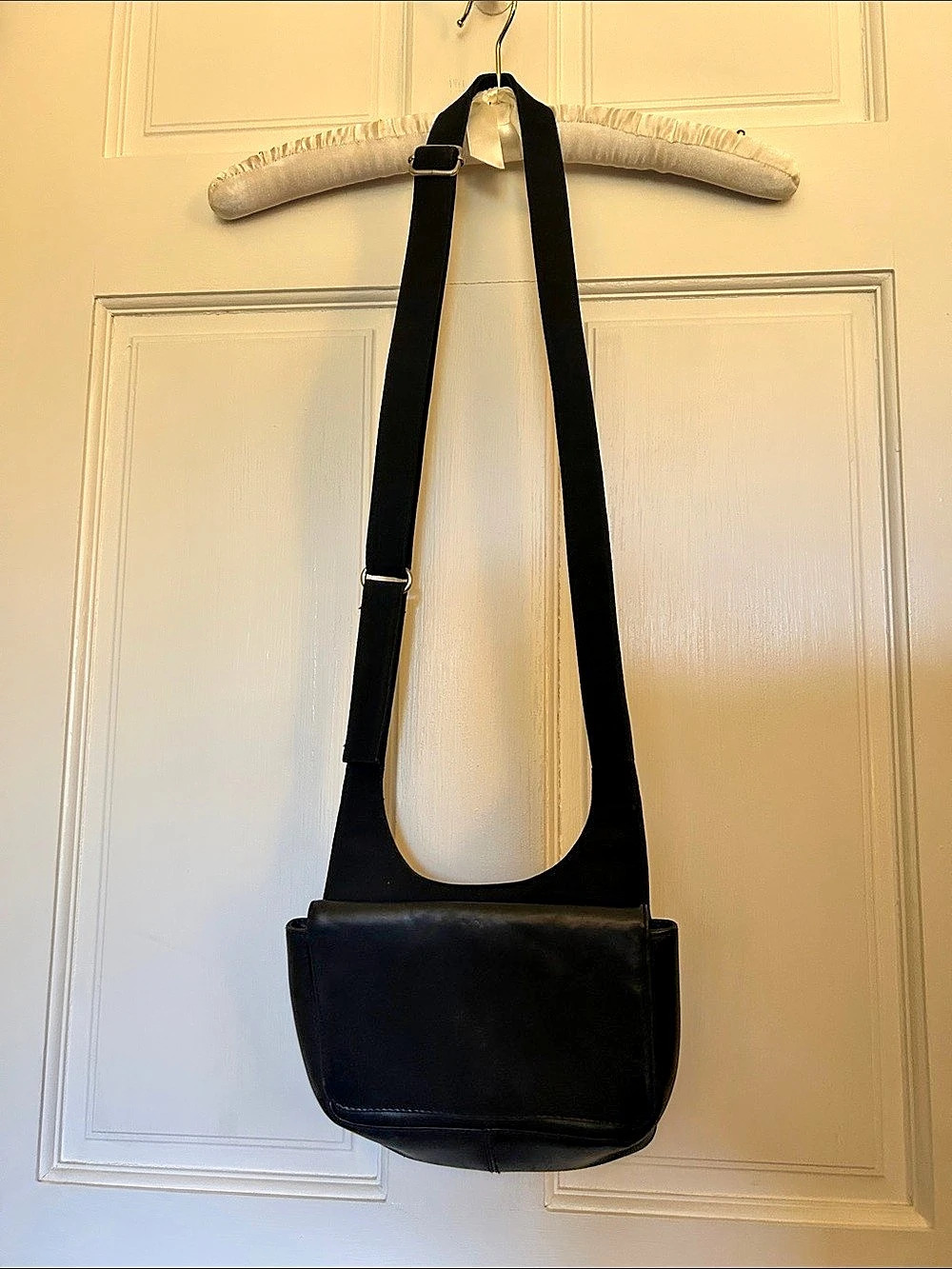 HOBO International Black Leather Shoulder Bag